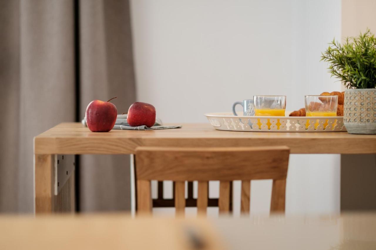 Apartamento Deluxe Con Piscina, Terraza & Parking Malaga Luaran gambar