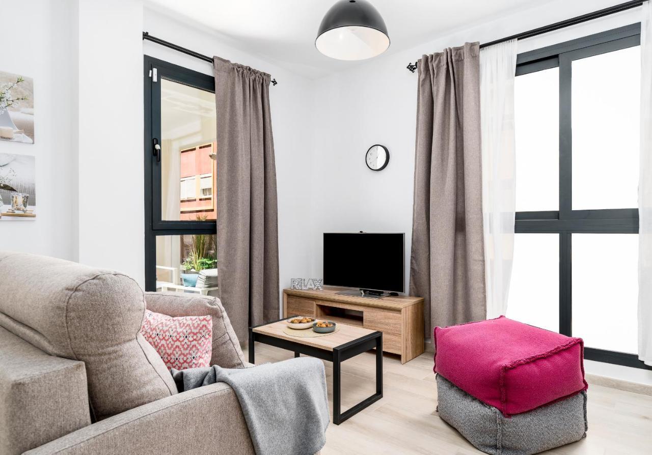 Apartamento Deluxe Con Piscina, Terraza & Parking Malaga Luaran gambar