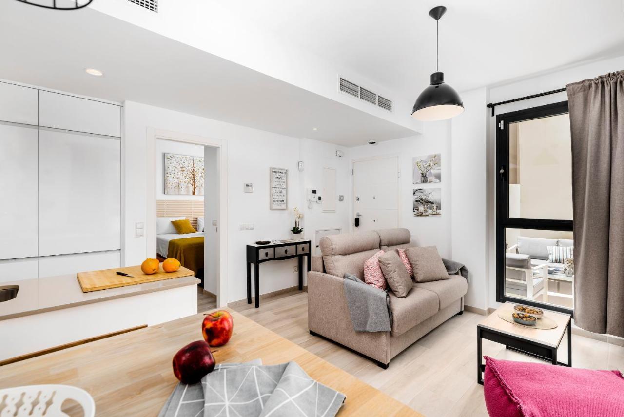 Apartamento Deluxe Con Piscina, Terraza & Parking Malaga Luaran gambar