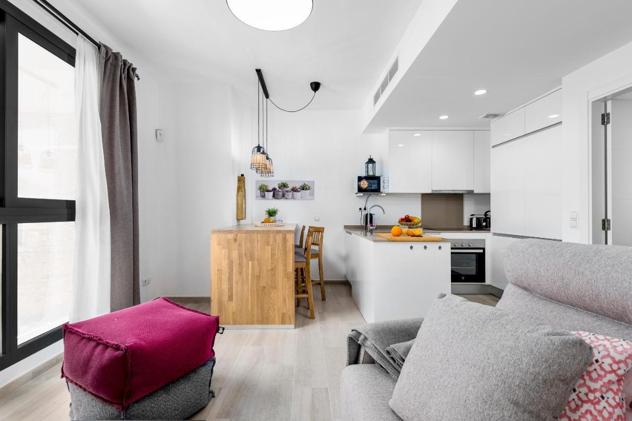 Apartamento Deluxe Con Piscina, Terraza & Parking Malaga Luaran gambar
