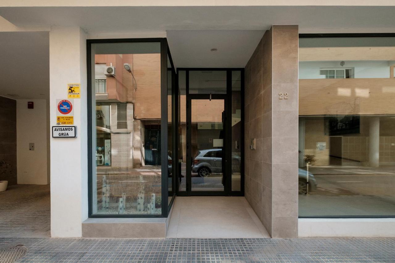 Apartamento Deluxe Con Piscina, Terraza & Parking Malaga Luaran gambar